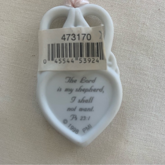 Enesco Precious Moments Porcelan Oraments with Ribbons Set of 5 - Picture 9 of 11